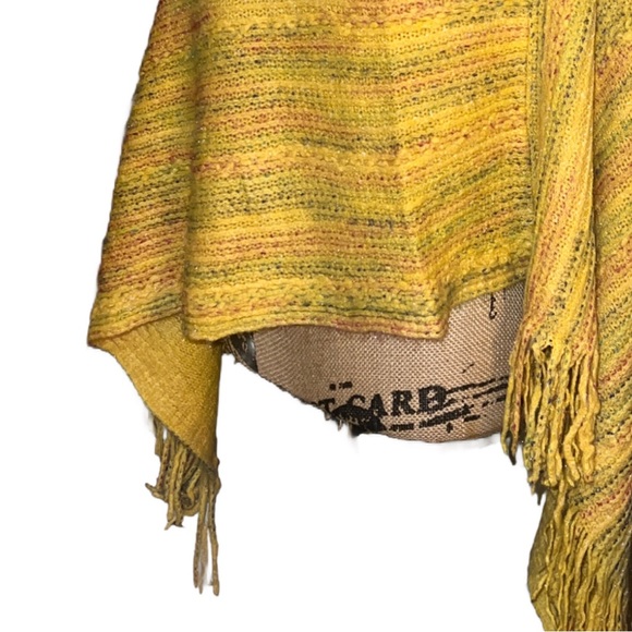 LAST- Mustard Yelliw & Multi Theeaded Fringe Pull Over Poncho - Picture 6 of 10